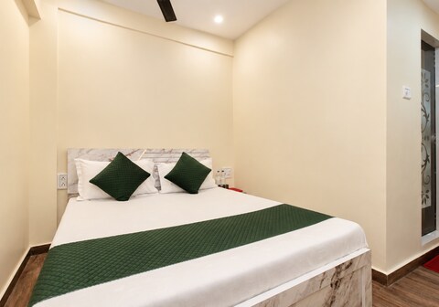 HOTEL PLATINUM