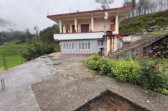Kedarganga Homestay, Mori