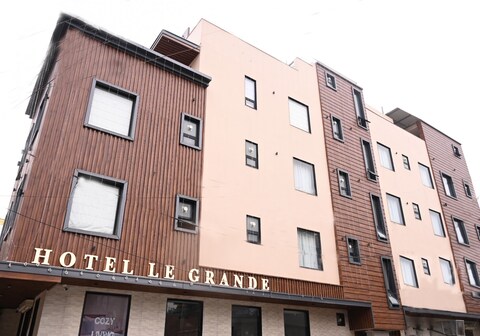 HOTEL LE GRANDE