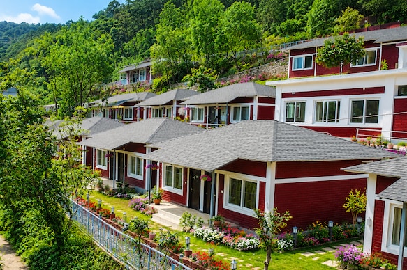 char machan resort