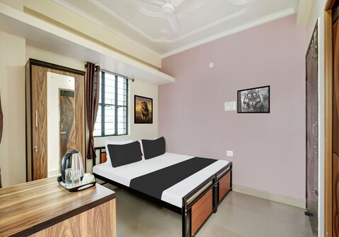 Hotel O Sidhi Vinayak Banquet Hall