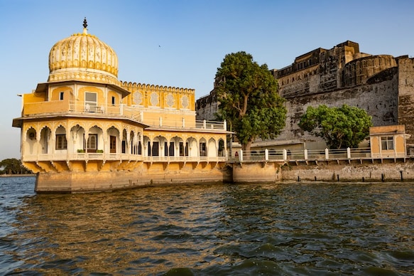 Phool Mahal A Lake Side Heritage Palace