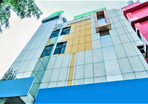 Western Suites Hotel & Spa