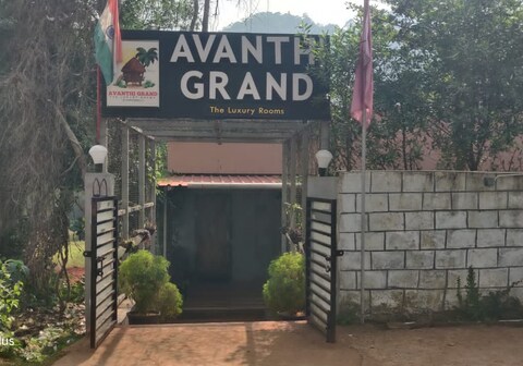 Avanthi Grand
