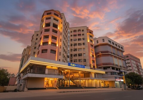 FabHotel Crystal I - Gandhinagar