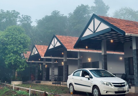 Meghamalhar Cloud Cottages - Premium Villas
