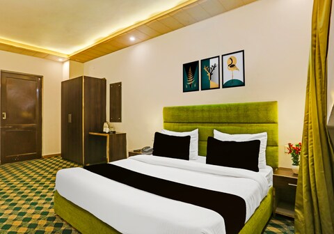 Townhouse Oak ISBT Formerly the Hotel Horizon