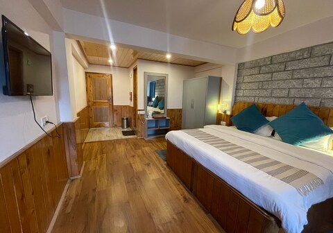 Drifters Inn by The Hidden Tribe