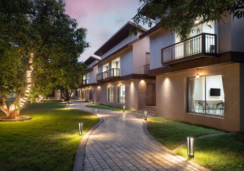 Gir Aatithya Clarks Inn