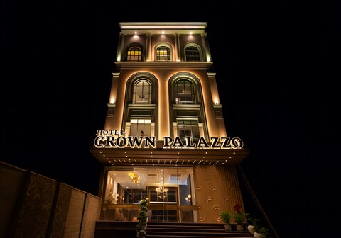 HOTEL CROWN PALAZZO