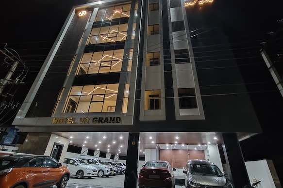 Hotel VR Grand