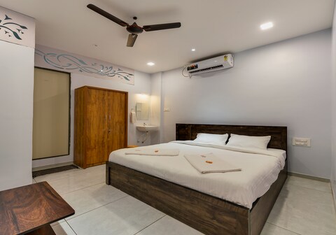 Hotel Saheb Executive Kolhapur