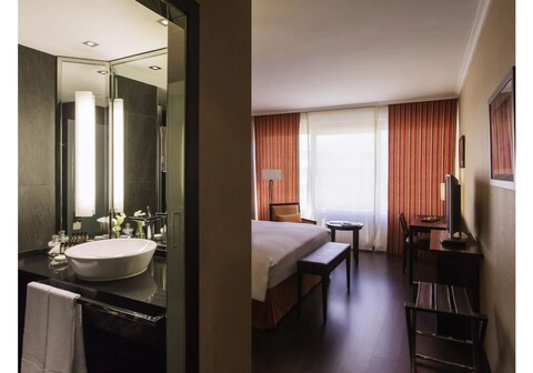 Hotel Pullman Madrid Airport & Feria