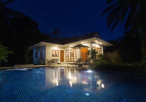 Alisea pool villa