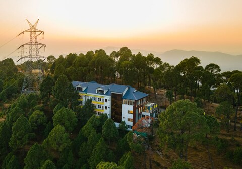 The Hosteller Lansdowne