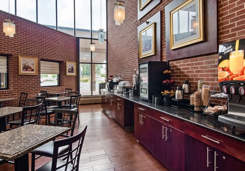 Best Western Plus Reading Inn & Suites