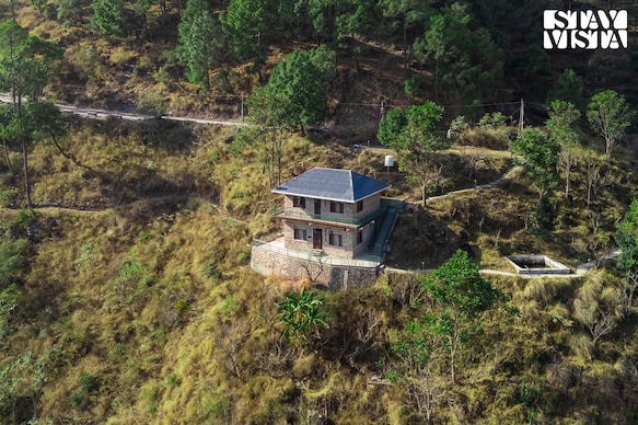 StayVista at Juneo Orchards