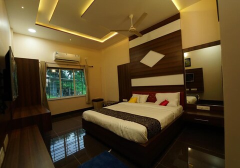 HOTEL AMBICA