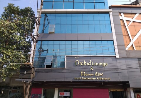 Hotel Orchid Lounge