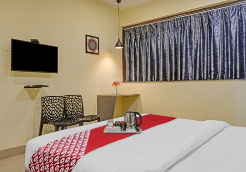 Hotel O Breakers stay