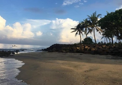 Cherai De Maya | Entire 2 BHK Villa