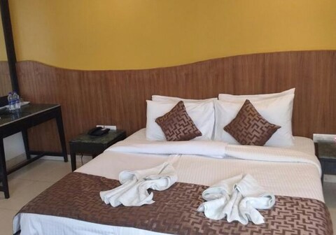 OCEAN WAVES SUN BAGA