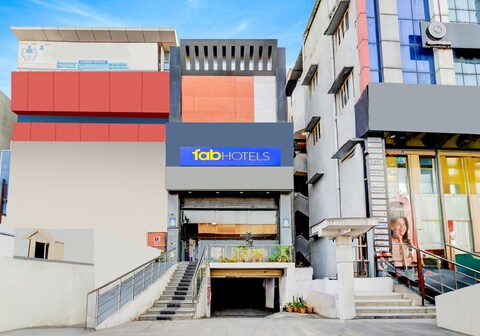 FabHotel White Ridge Chaitanyapuri