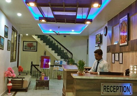 Hotel Abhinandan