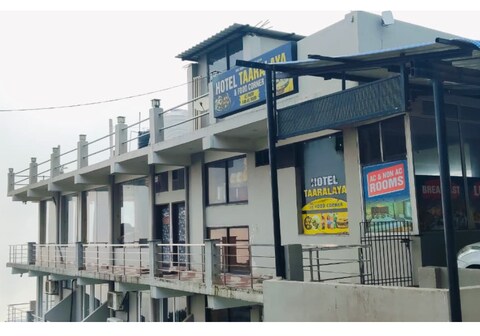 Hotel Taaralaya and food corner