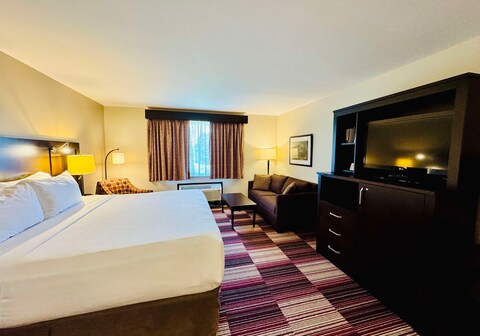 Best Western Plus Stoneridge Inn & Conference Centre