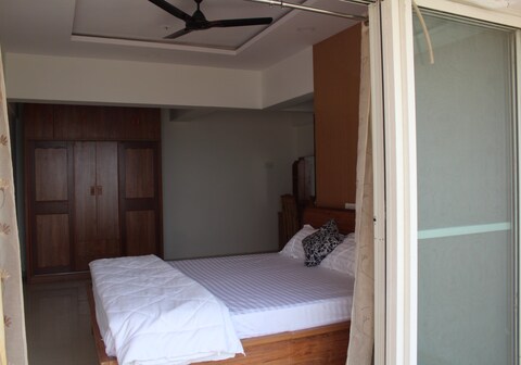 Start Nightsky View 3Bhk 1604