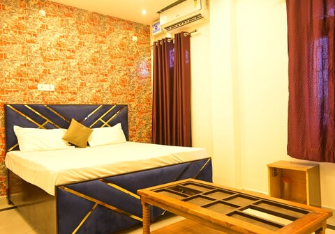 Hotel Bajarangabali