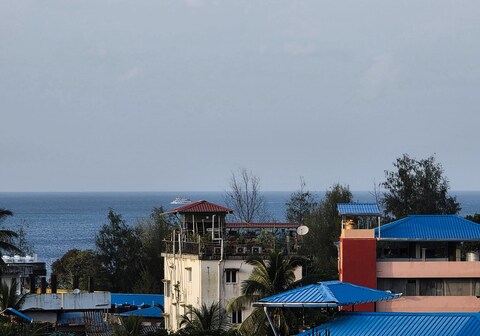 The Ross Harriet View