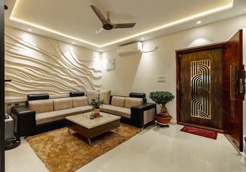 Premium 3BHK flat near Novotel Hitex