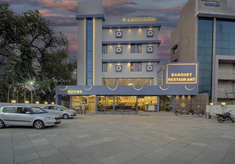 Hotel Ambrosia (The Grand Hotel )