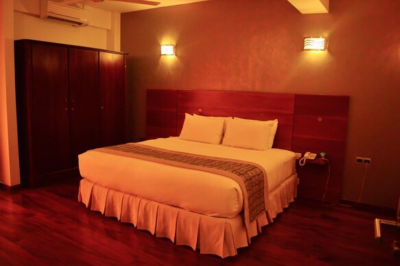 Unique Towers Luxury Boutique Suites