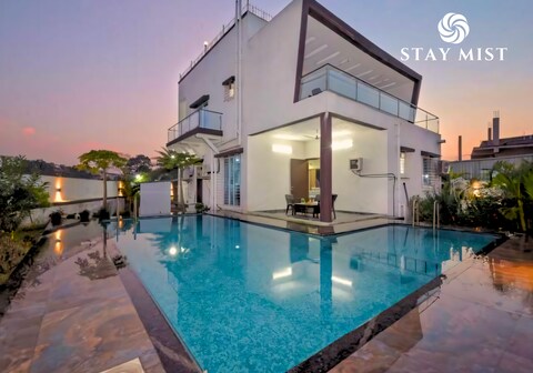 Quickpeak Villa | Staymist