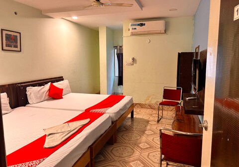 HOTEL O SREE SIMRAN PALACE