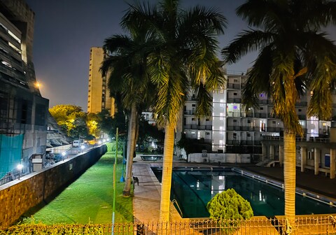 Kamlam Imperial Cannaught place pool view