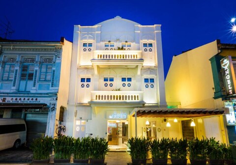 The Daulat by Hotel Calmo