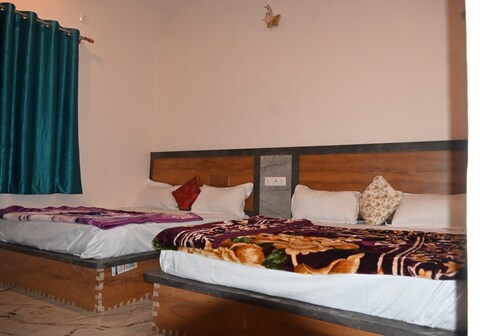 Malwa resort Chitrakoot