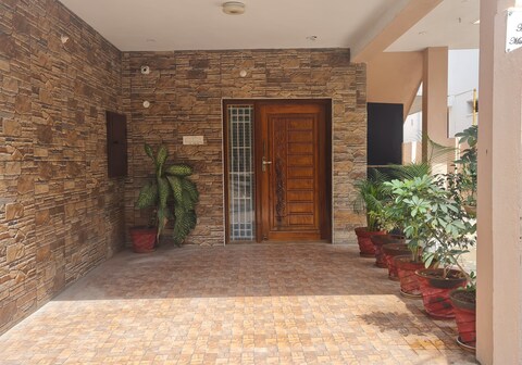 Happy Homes Entire 2BHK Apartment