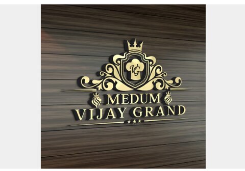 Medum Vijay Grand