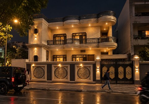 KAPOOR'S