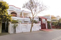 OYO 12857 D Moon Star, Lucknow OYO 12857 D Moon Star, Lucknow