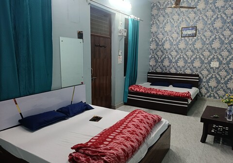 SWASTIK HOMESTAY