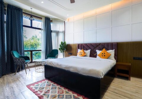 Hide-In Hostel