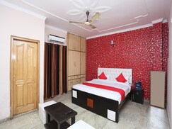 OYO 26930 Suraj Legacy, Delhi OYO 26930 Suraj Legacy, Delhi
