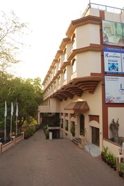 Revival Lords Inn, Vadodara Revival Lords Inn, Vadodara