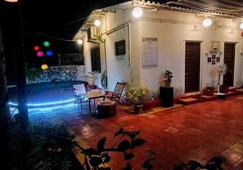 Snehpushp Holiday Home